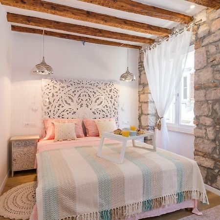 Deluxe Apartment Mimi Ровінь Екстер'єр фото